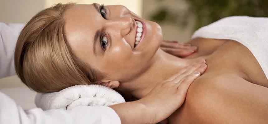 Oil Massage in Oud Metha 